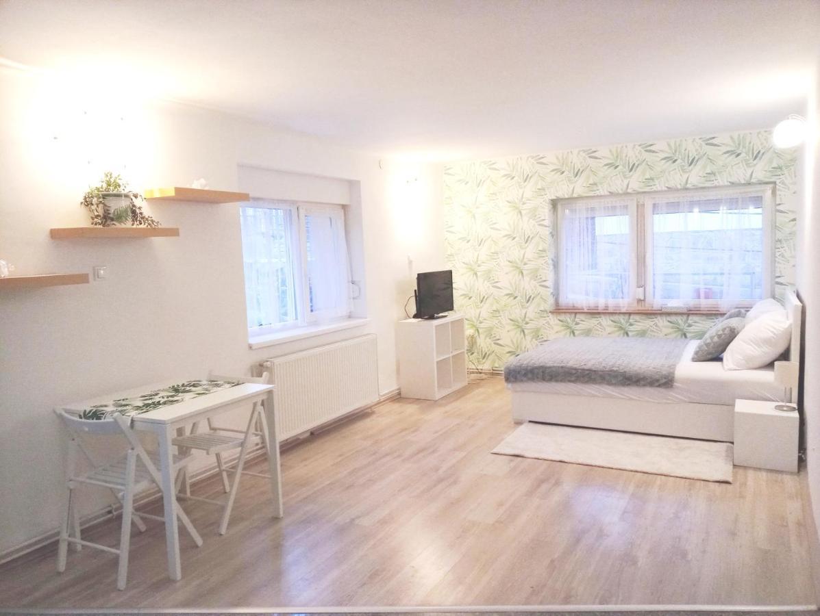Stardust Apartman Pecs Luaran gambar